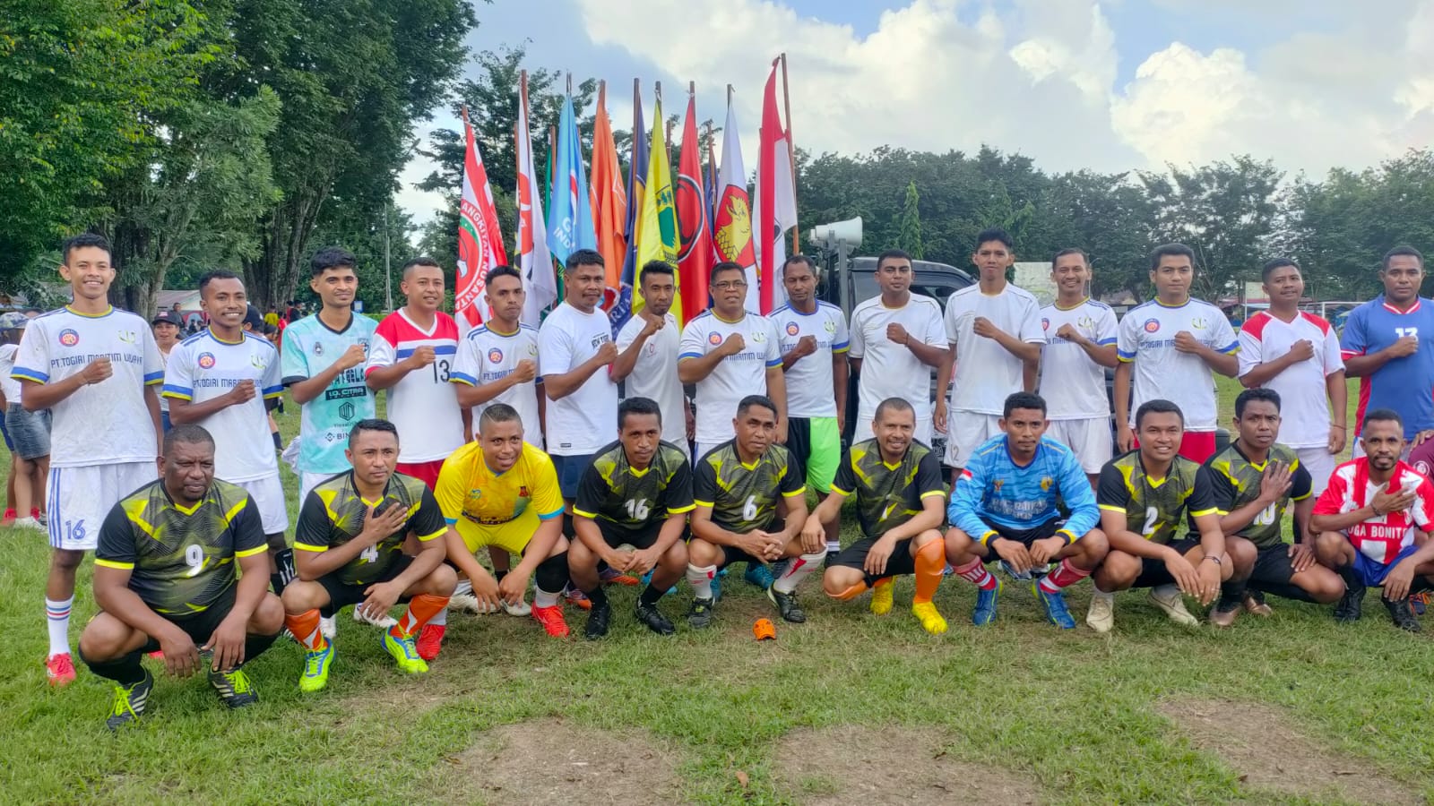 <strong>Meriahkan Kirab Pemilu Bawaslu dan KPU Belu </strong><strong>Gelar Pertandingan Persahabatan</strong>