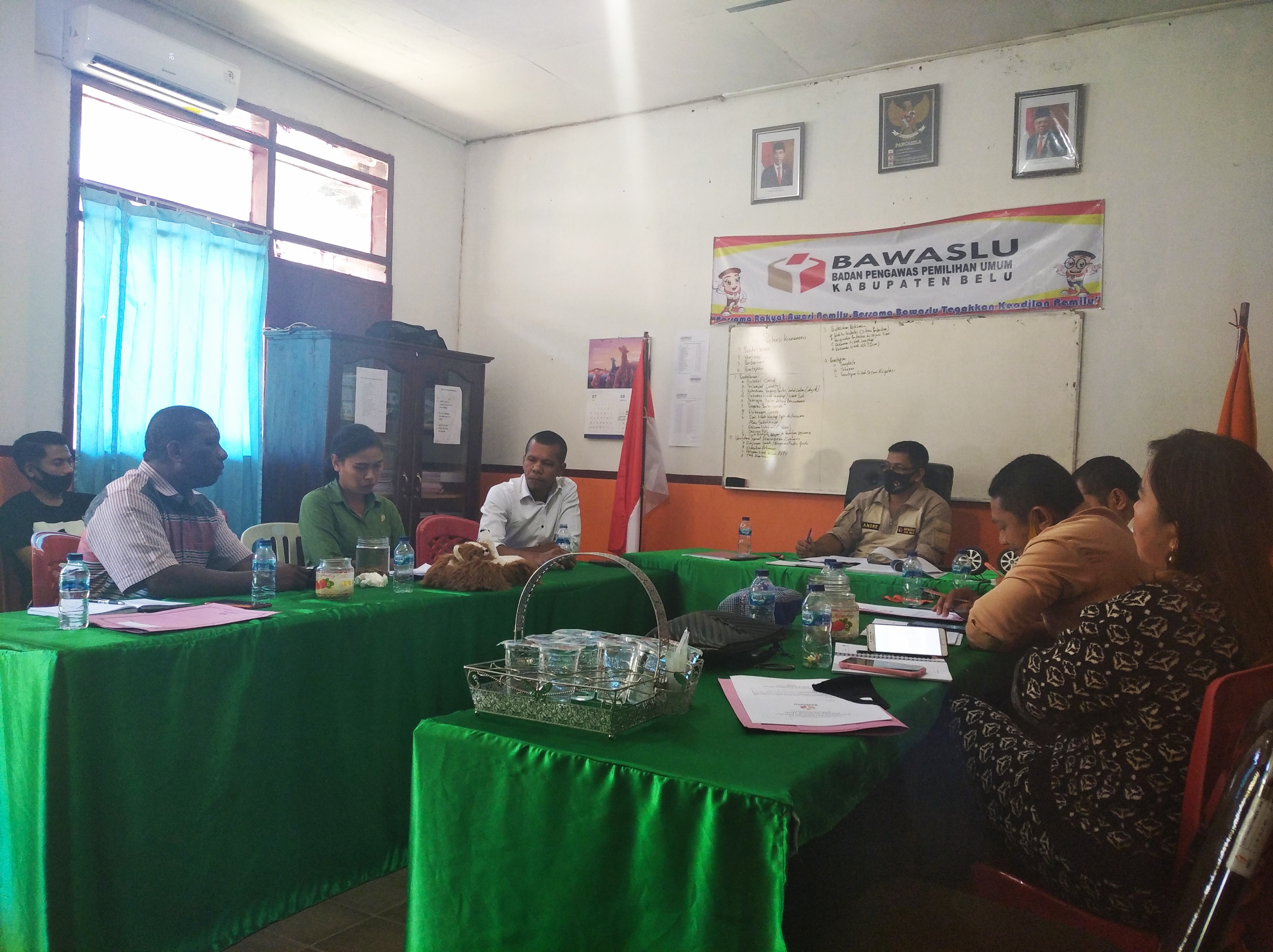 Siap Hadapi Pendaftaran Calon di Belu, Bawaslu- KPU Rakor Bersama