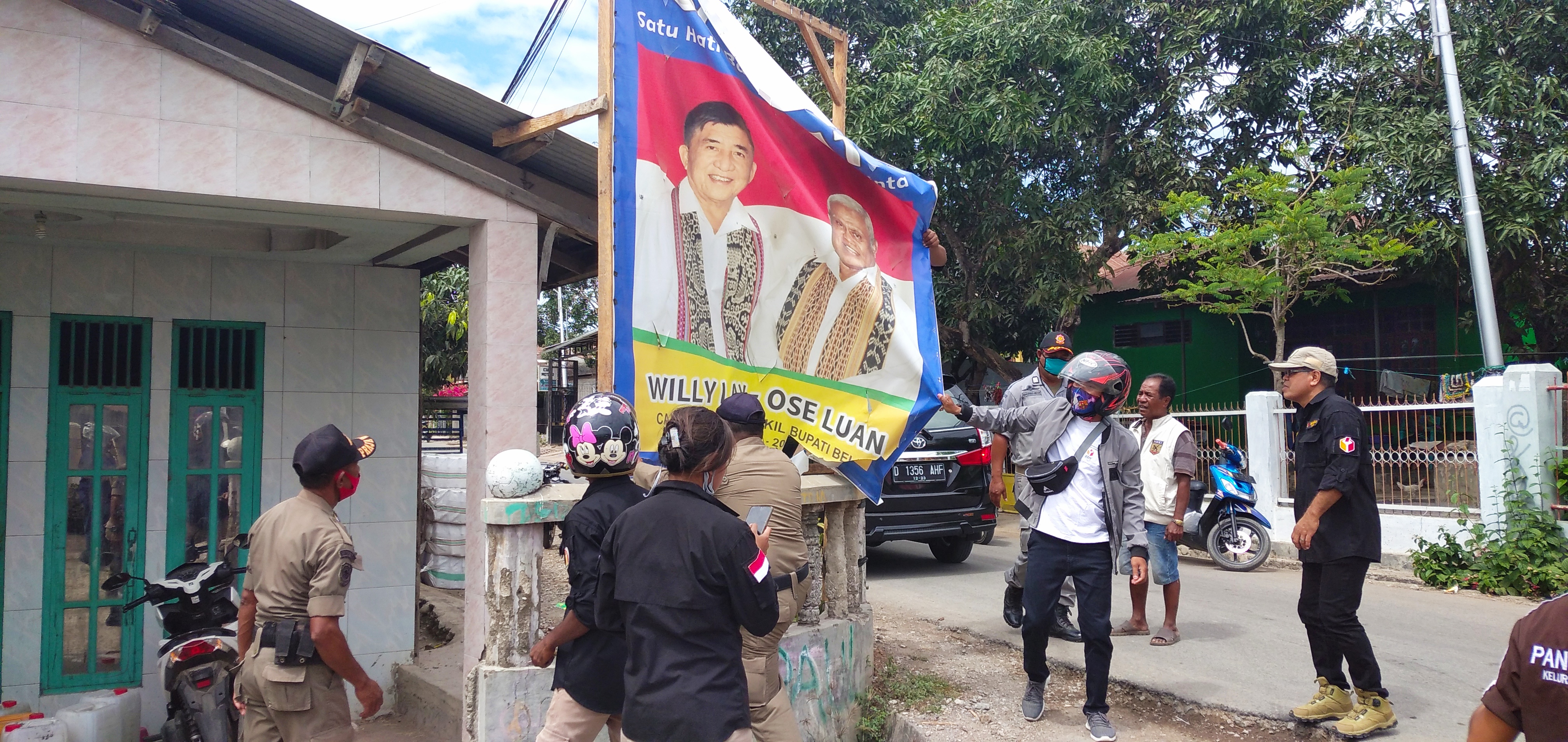 Bawaslu Belu Tertibkan 867 Alat Peraga Kampanye