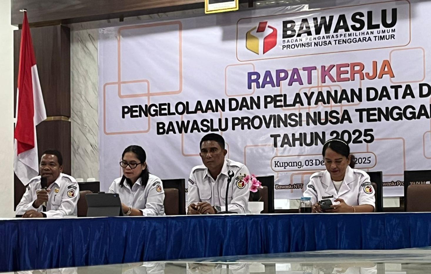 Bawaslu Belu Ikut Kegiatan Raker Pengelolaan Data & Informasi 2025 yang Digelar Bawaslu NTT