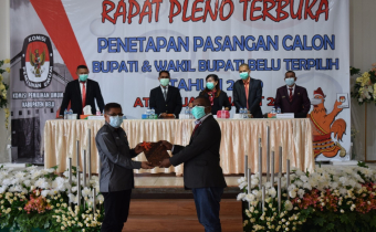 Bawaslu Belu Hadiri  Penetapan Calon Bupati dan Wakil Bupati Belu Terpilih
